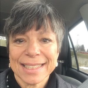 Meet your Posher, Mixhelle